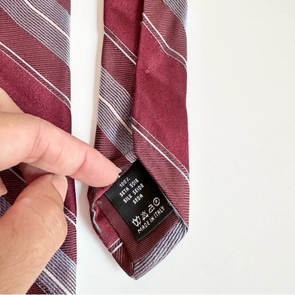 VALENTINO Made in Italy Burgundy Silk Blue-White Striped Necktie